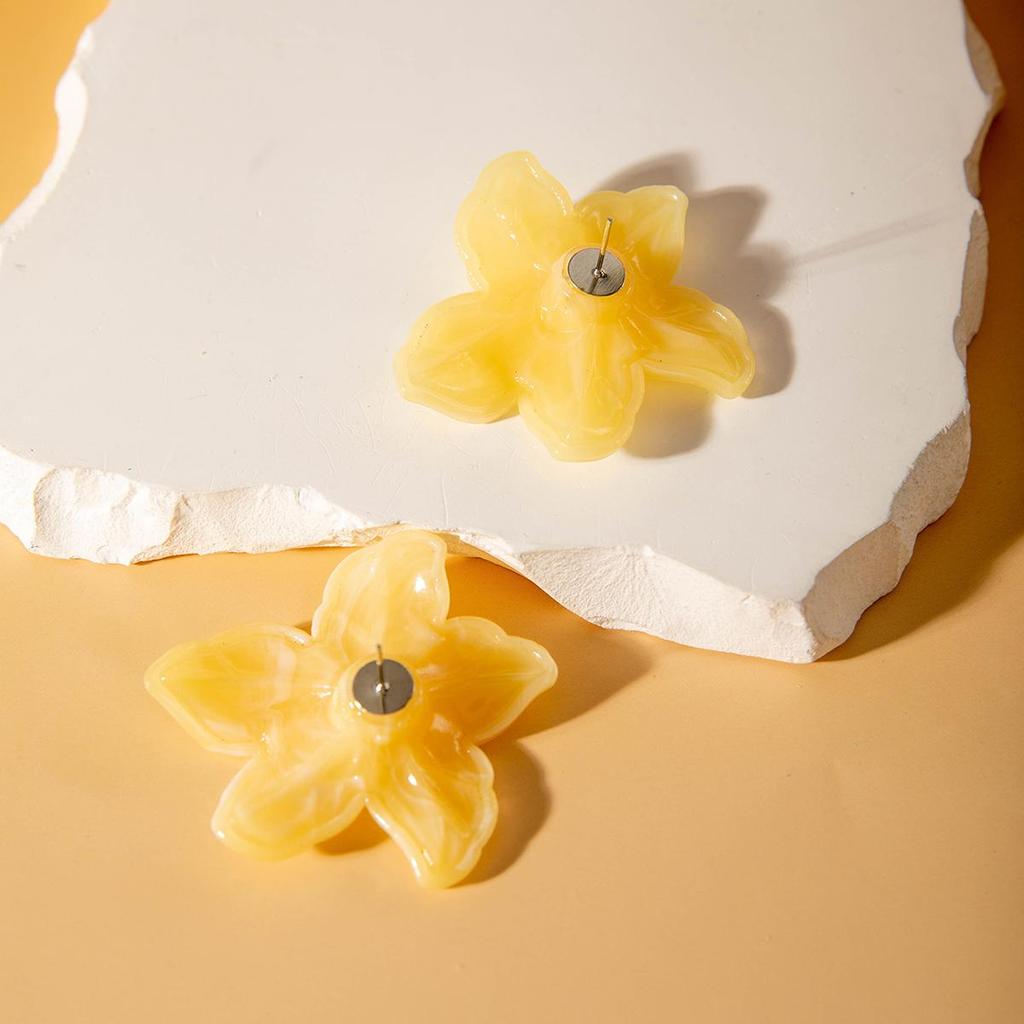 Summer New Beach Vacation Style Yellow Flower Jewelry Set for Women's Jewelry Fresh and Cute Flower Necklace