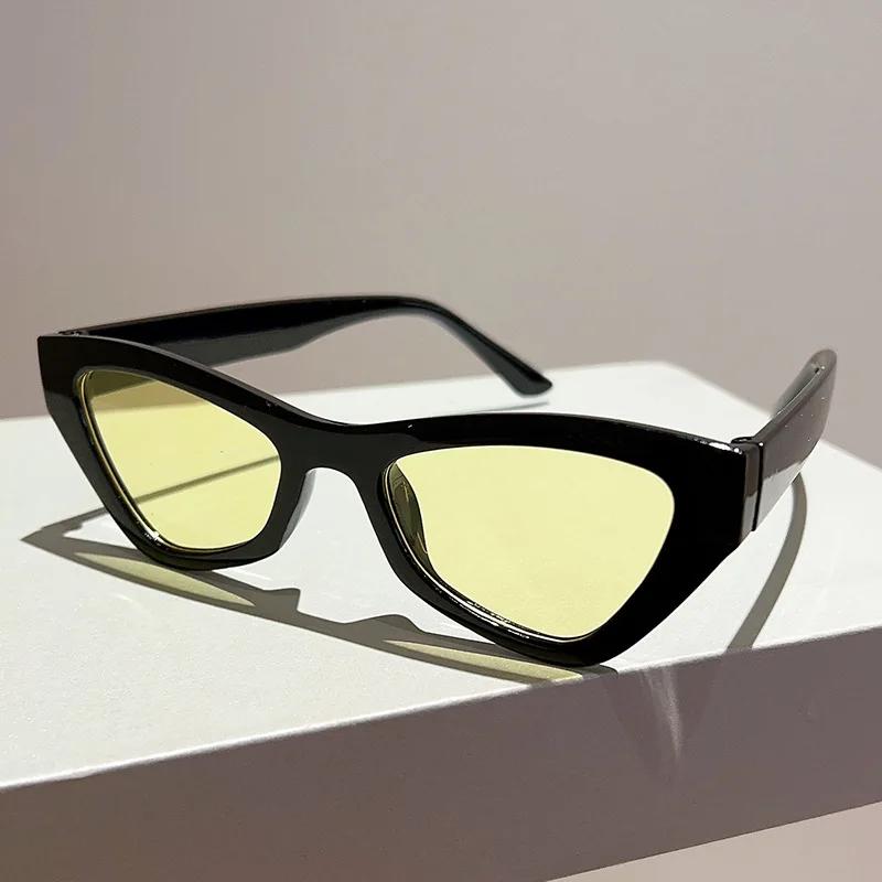 

Latest Trendy Vintage Triangle Cat Eye Sunglasses Women For Men Popular Sun Eyeglasses Punk Luxurious Brand Designer Vintage Retro Shades UV400