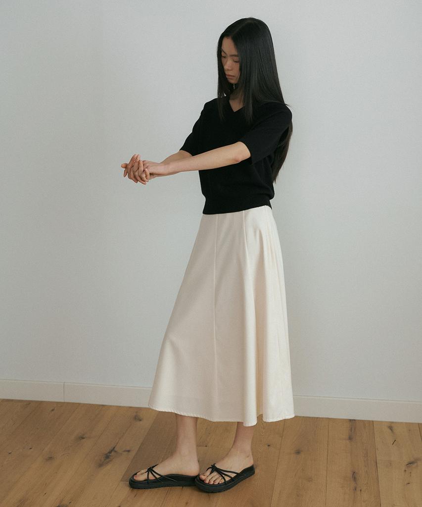 Lingseoul Flared Long Skirt-Cream