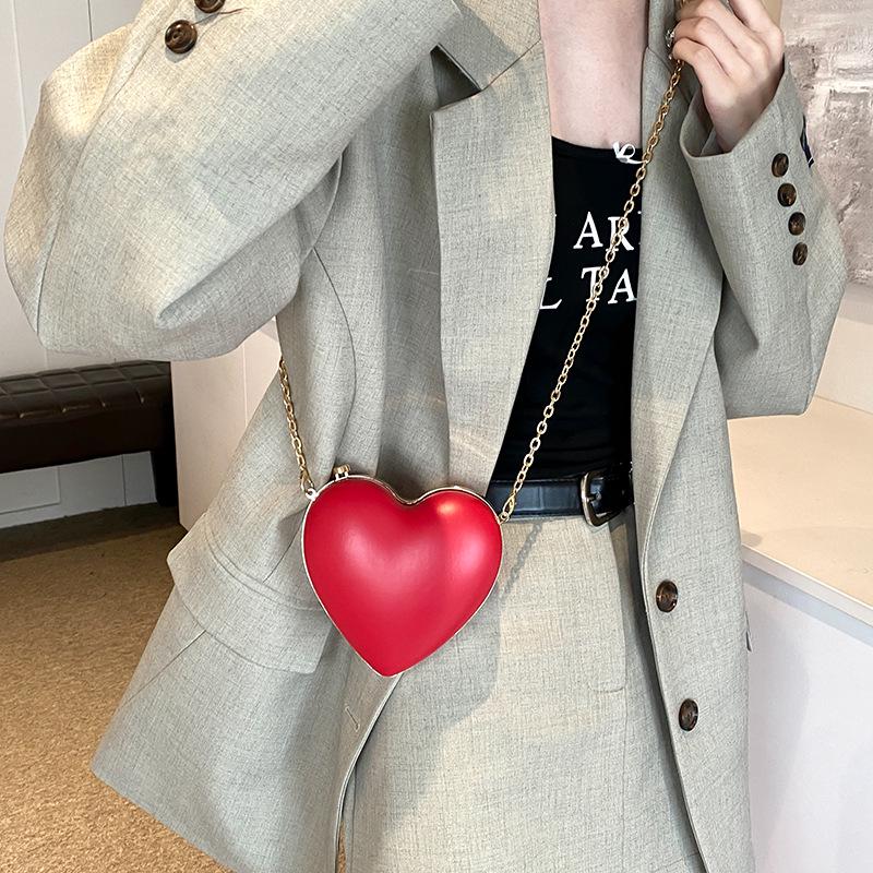 Women's Heart-Shaped Clip-On Mini Bag - 2024 Spring/Summer Chain Heart Bag with Girlish Charm