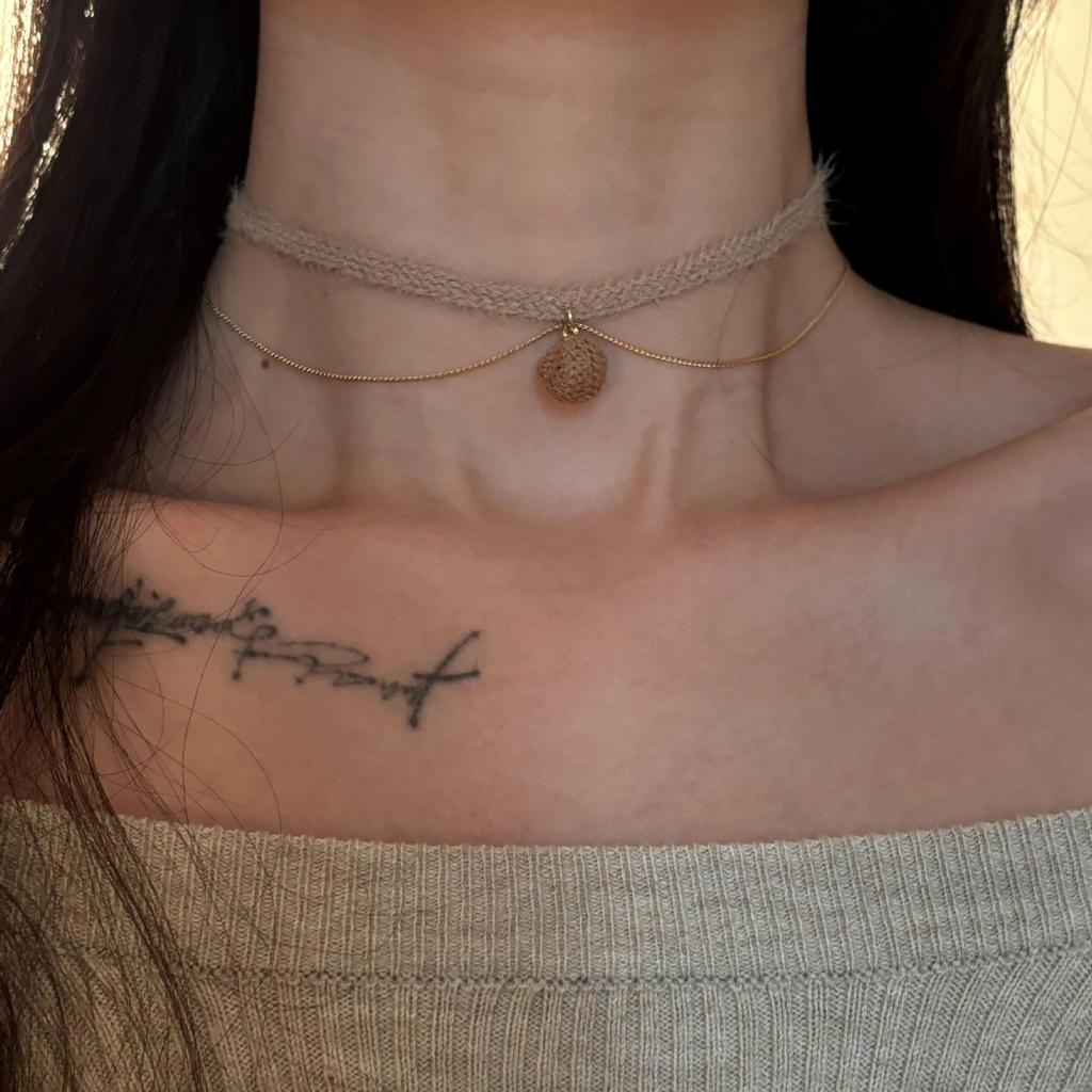 Collier ras du cou en forme de rose café pour femme, simple, haut de gamme, tendance, automne et hiver