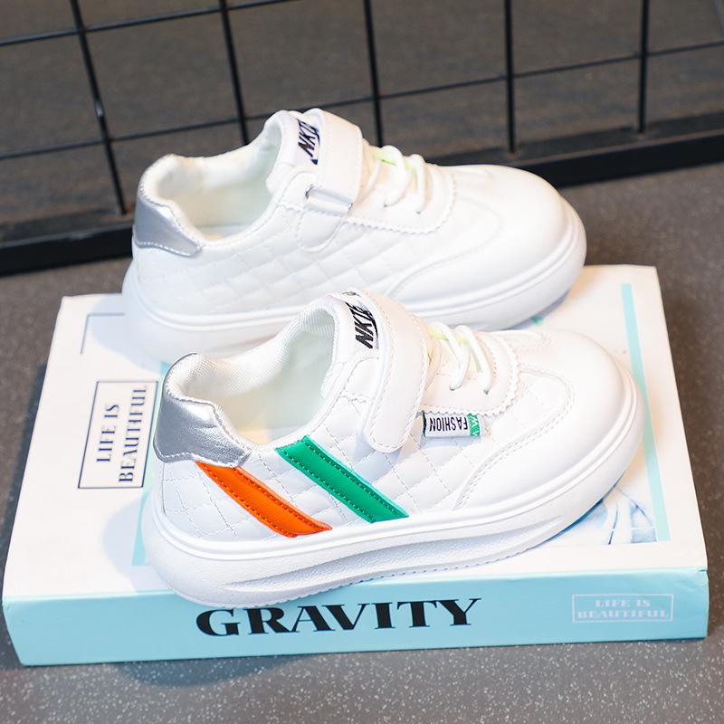 Mädchen Sportschuhe Low-Top Board Schuhe 2025 Frühling und Herbst neue vielseitige Prinzessin trendige Schuhe Mädchen weichsohlige Schuhe