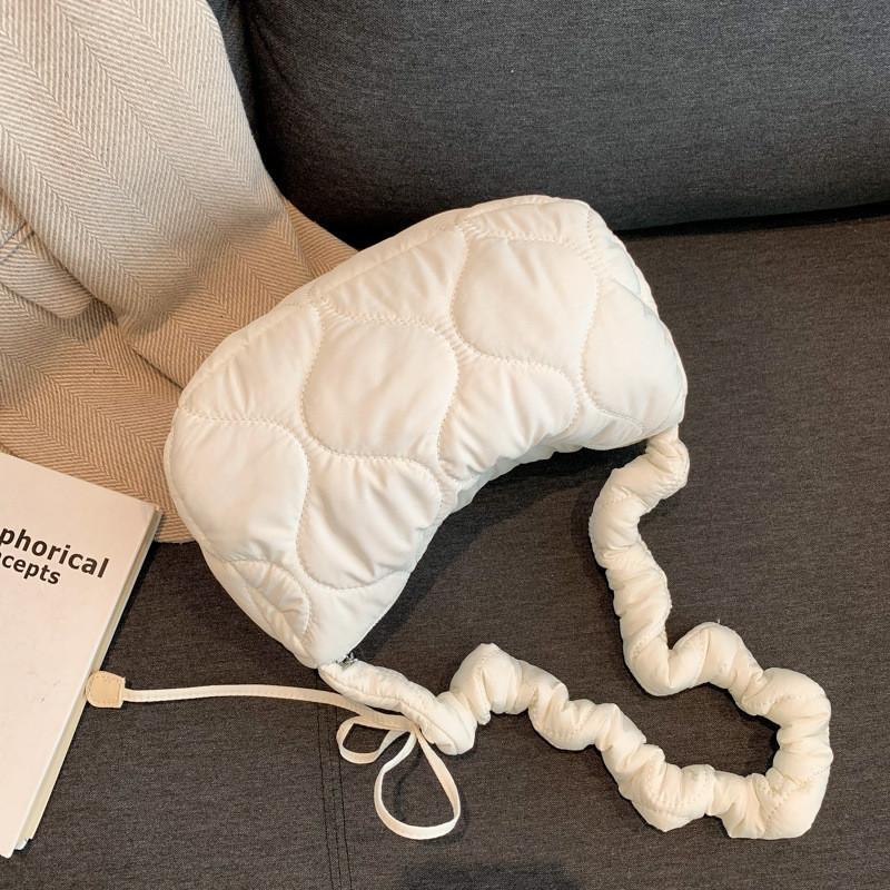 IELGY stylish and simple space cotton material diamond shoulder bag