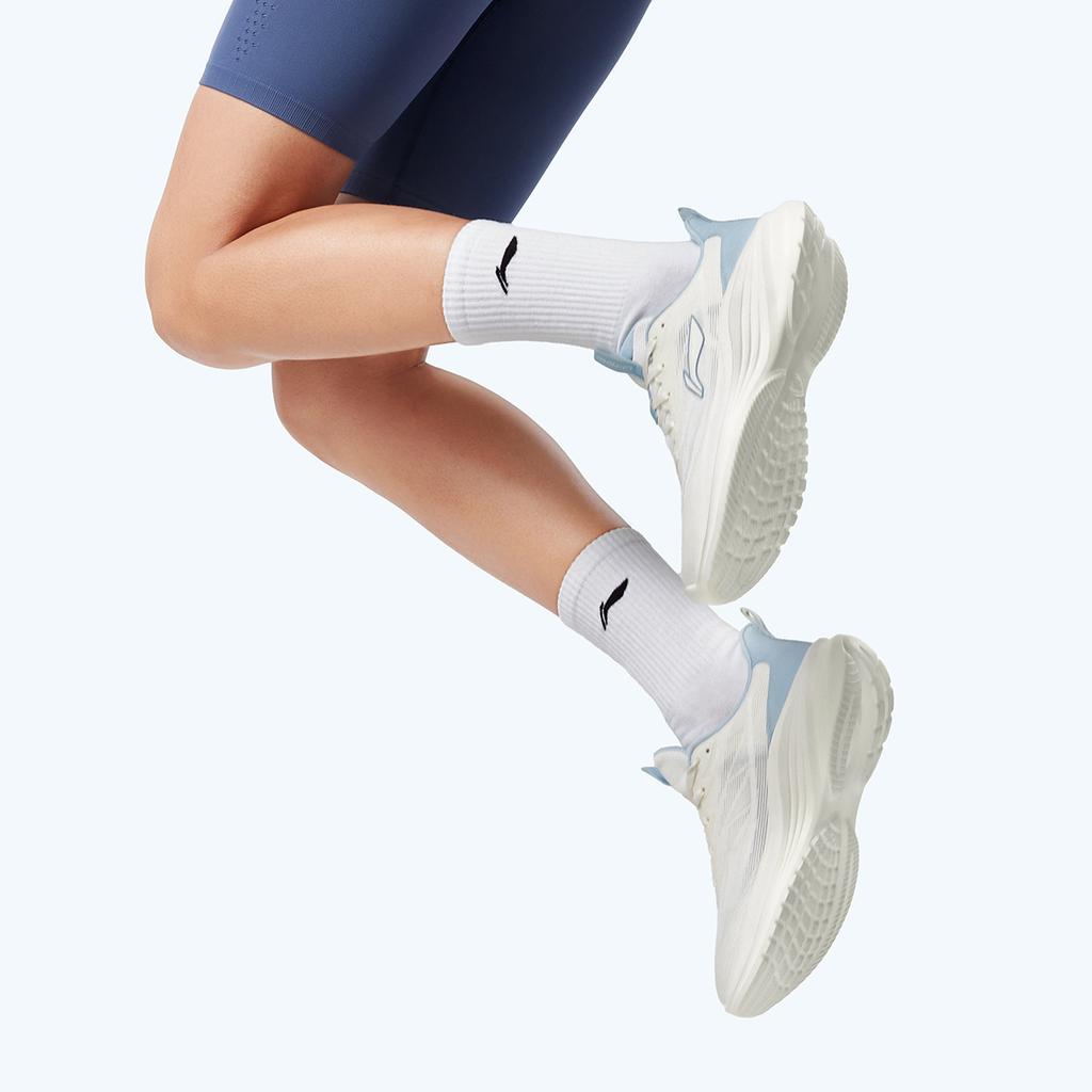 New LiNing Light Breeze Low Top Casual Running Shoes Women's White Blue ARSV108-5
