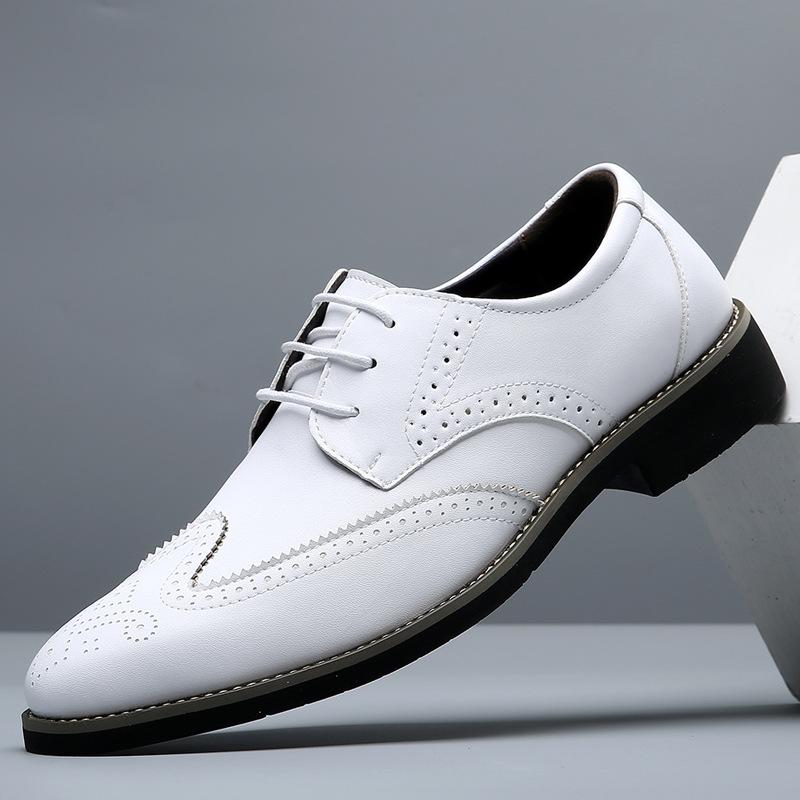 New Leisure Men Carve Designs Shoes Brock Fashion Business Casual Men Leather Cross-Border Size 38-48 Dress Shoes Men Sneakers