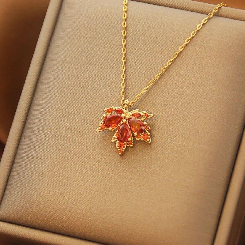 1 Pcs Luxury Cool Breeze Maple Snowflake Gold Plated Copper Pendant With Stainless Steel Chain Combination Necklace