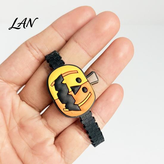 Cute Cartoon Wristbands 8 Pcs Halloween Bracelets, Adjustable Soft PVC Wrist Straps for Kids Adults, Flexible Pumpkin Witch Trick or Treat Toy