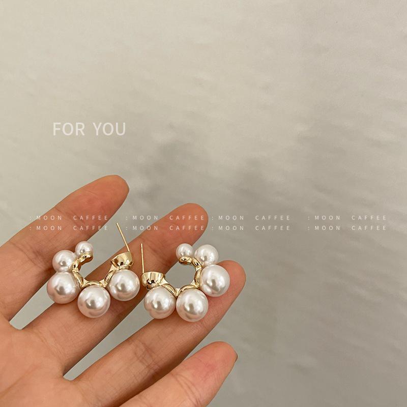 

925 Silver C-shaped Gradient Pearl Stud Earrings - Women s Retro Style