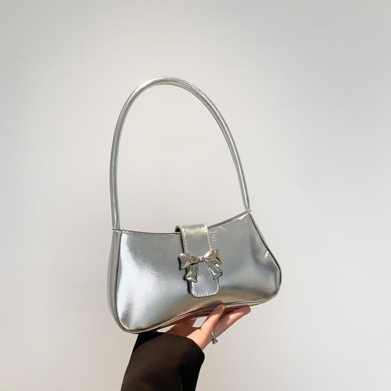 Casual texture butterfly decorative bag women's 2025 new trendy fashion simple solid color foreign style single shoulder armpit baguette