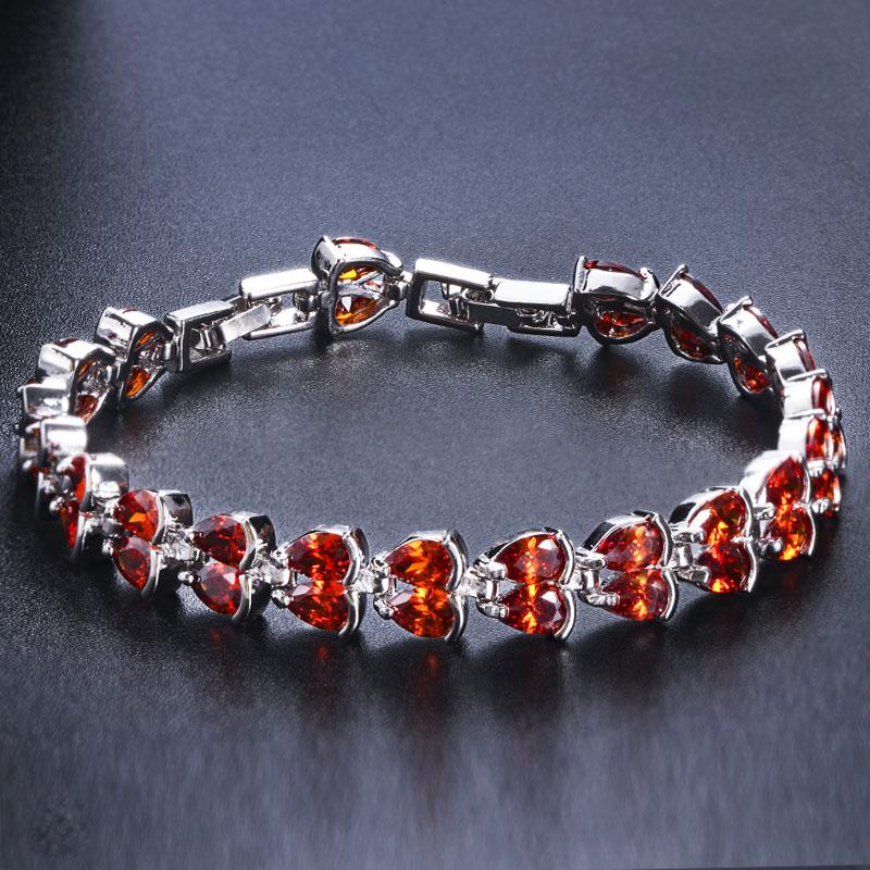 

Pera Elegant Purple CZ Crystal Silver Color Leaf Shape Link Chain Tennis Bracelet for Women Fashion Prom Party Jewelry Gift B052