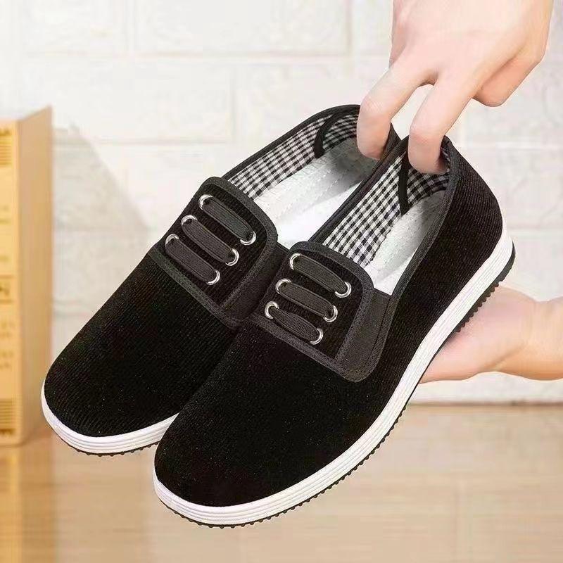 2025 Men's Slip-on Corduroy Shoes: Soft Sole, Round Toe, Casual Comfort for Middle-Aged and Elderly