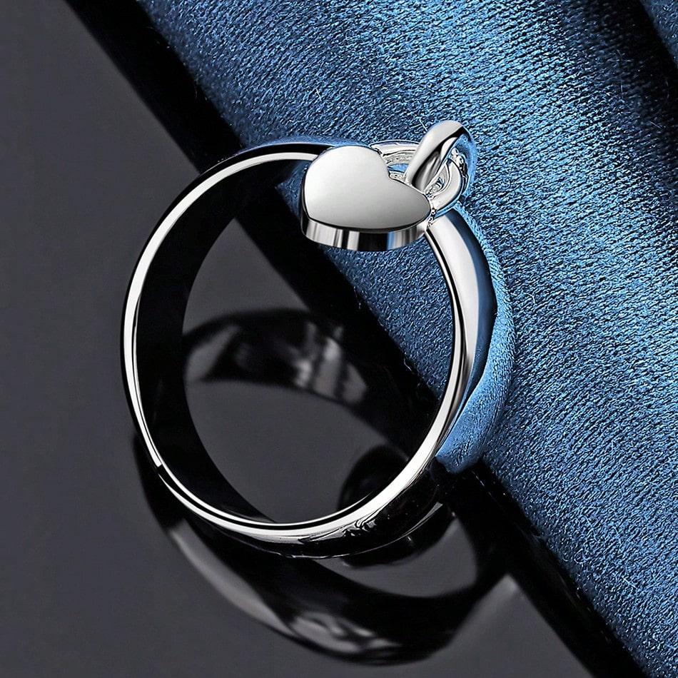 Simply & Classic Style, 925 Sterling Silvery Plated Ring with Heart Pendant Design for Ladies, Fashion Creative Accessory for Daily Wear & Vacation