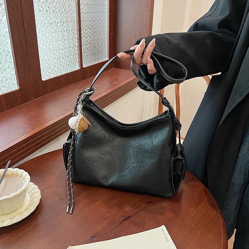 Luxury Feminine Shoulder Hobo Bags Versatile Crossbody High Quality PU Commuting Simple Fashionable New Style