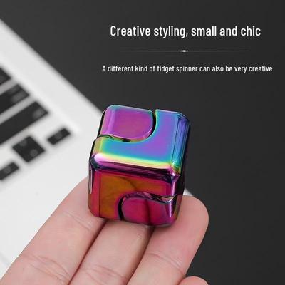 Bunter rotierender Zinklegierung Würfel Fidget Spinner - Kreativer Magischer EDC