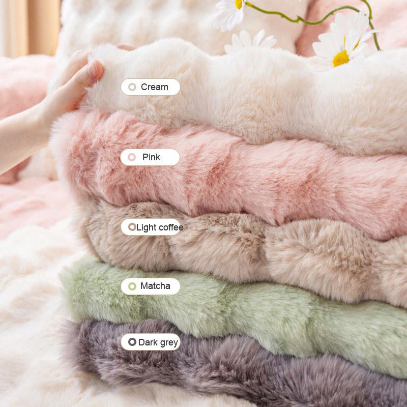 Schicker, verdickter Plüsch-Sofabezug für 1/2/3/4-Sitzer, ultraweicher, warmer Eckcouchbezug, rutschfester Sessel-Möbelschutz in Creme