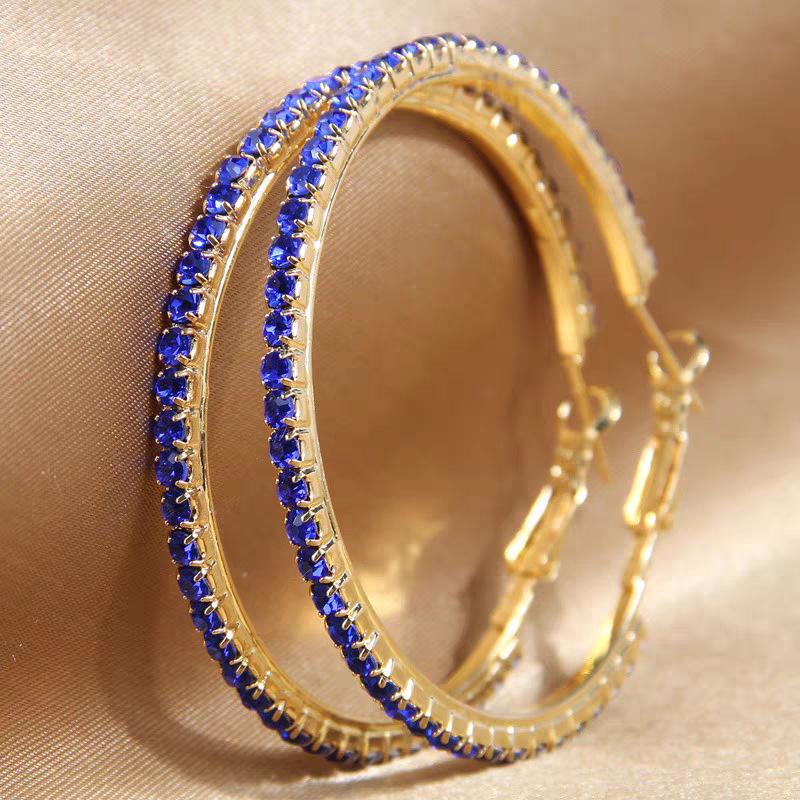 

Extra-large Crystal Ear Hoop with Water Droplet and Sparkly Diamonds - Unique Earrings for Women, Suitable for All Occasions. 5cm синій