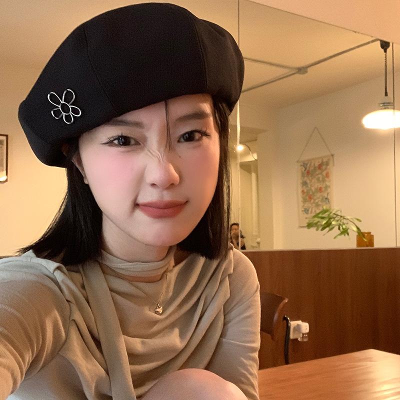 Big head circumference black beret women's versatile spring and autumn models show small face big head bud painter hat octagonal hat