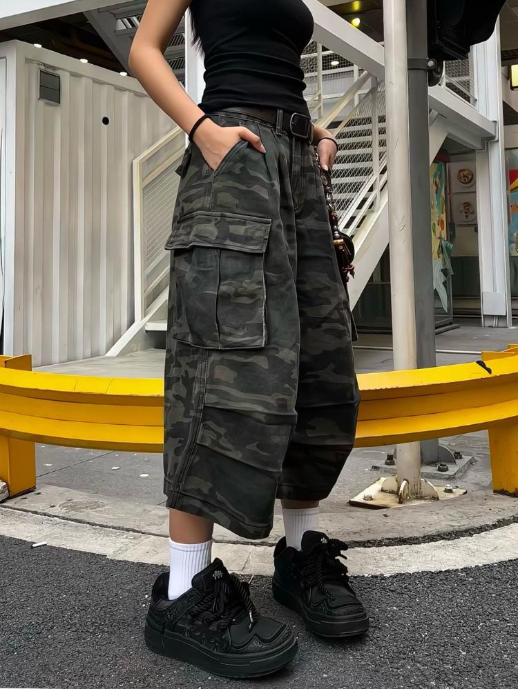Unisex American Retro Camo Wide-Leg Mid-Length Jeans