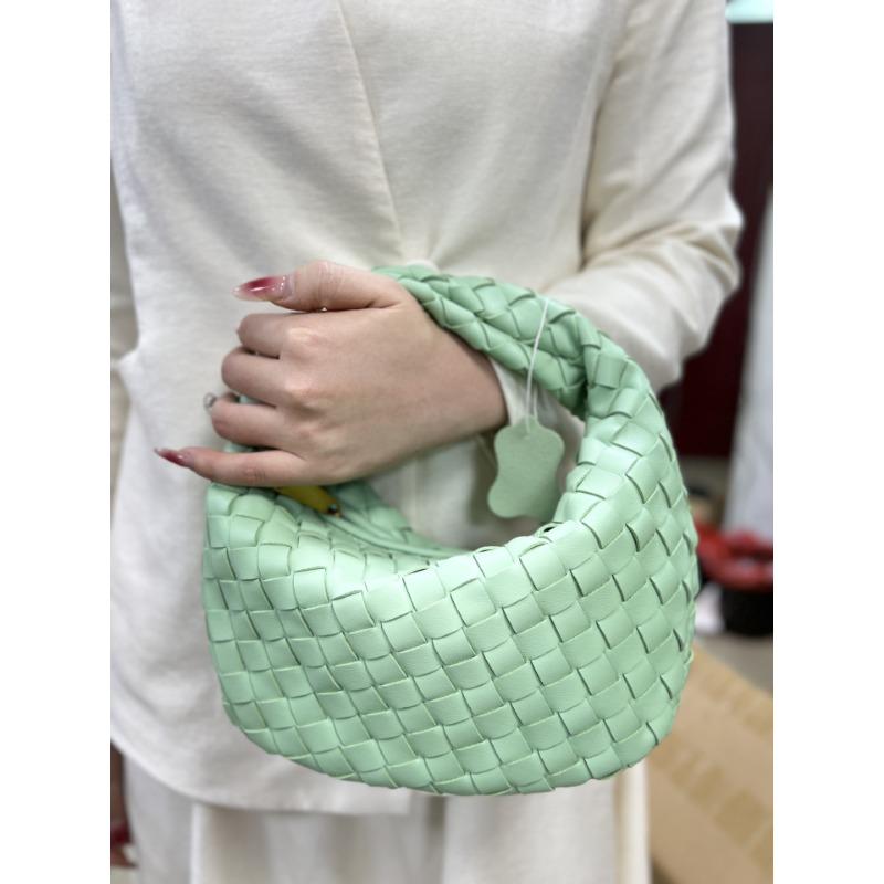 [Lots] Woven bags, portable croissants, shoulder dumplings, bags, fashion