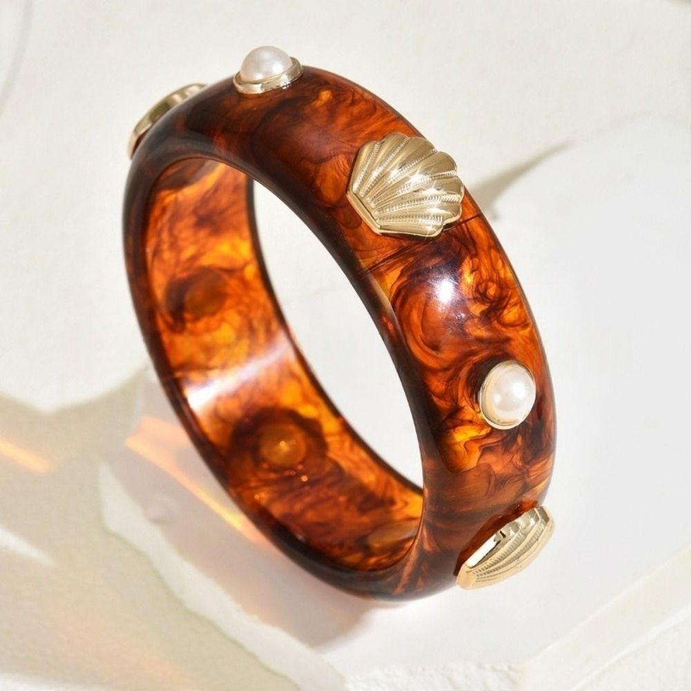 Vintage Wide Resin Pearl Shell Bracelet Lightweight Mottled Bohemian Bangle Durable Round Cuff Bracelet Women