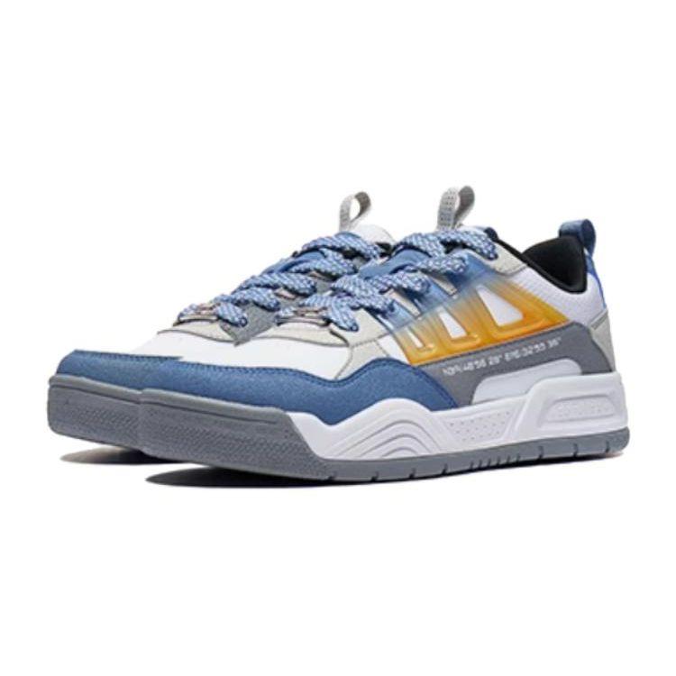 Li Ning Ollie Pro V2 Comfortable Non-Slip Wear-Resistant Low-Top Kids Skate Shoes Kids skate shoes White Blue YKCT138-1