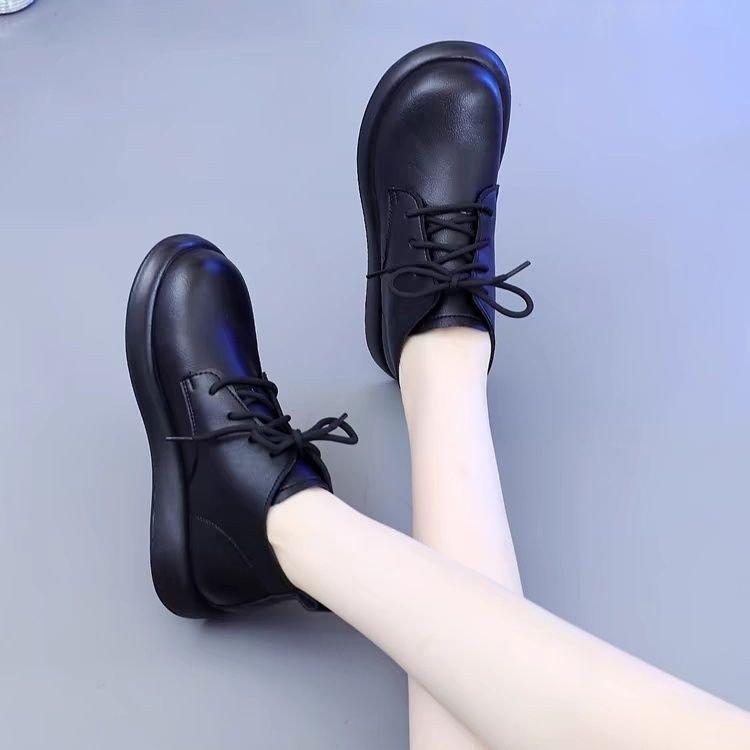 

Универсальные ботинки Мартин из мягкой кожи на мягкой подошве для женской осени и зимы 2025 года, новые тонкие и удобные одинарные туфли, бархатные короткие ботинки в британском стиле 39