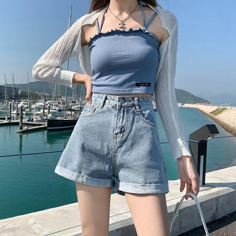 

Women’s High-Waisted Loose Fit Wide-Leg Denim Shorts - Korean Style, Casual A-Line, Slimming, Rolled-Up, Summer Wear. S світло-синій колір