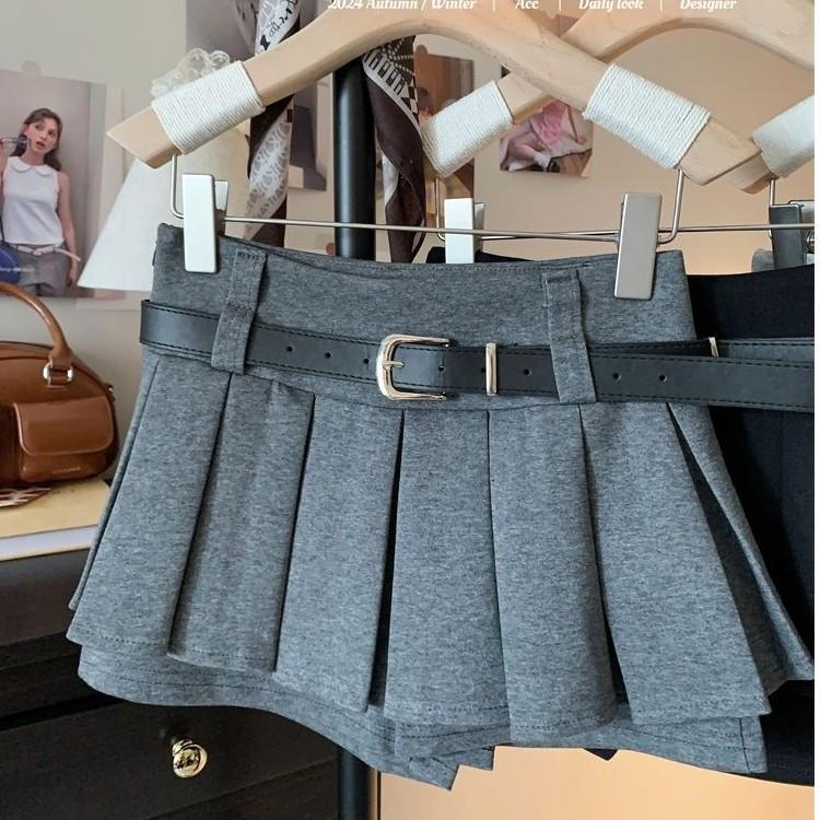 2025 Versatile A-line Pleated Skirt: Spicy Slimming Design for Petite Women, Anti-exposure Short Skirt Pants