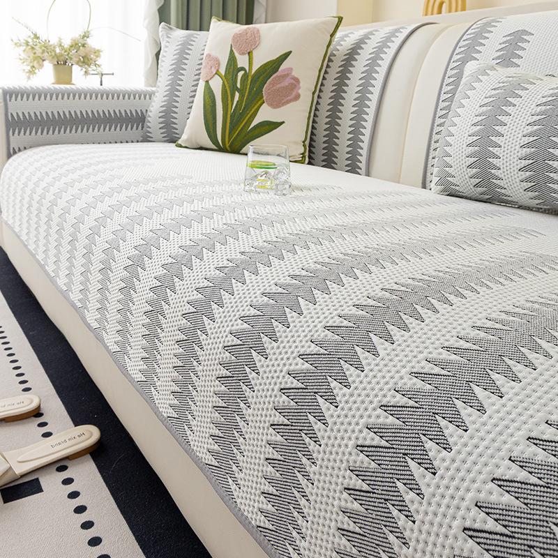 New Cool Sofa Cover Cloth Towel Light Luxury High-End Sofa Cover Summer Ice Silk Summer Sofa Cushion