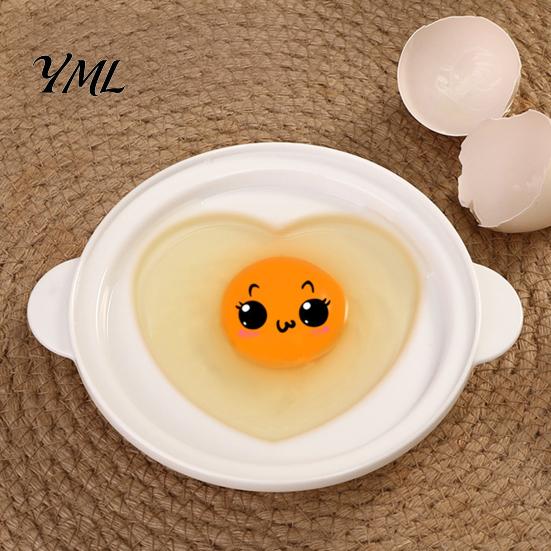 Microwave Egg Poacher Heart Shape with Lid & Handle, Heat-Resistant Food-Grade PP Easy Clean Cooker for Tender Poached Eggs, Non-Stick Heart-Shaped