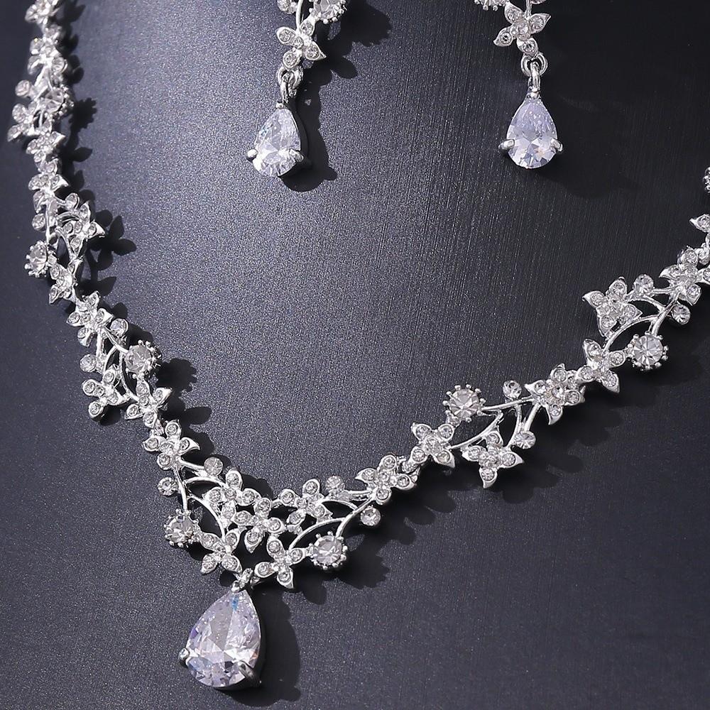 Luxury Rhinestone Jewelry Set Elegant Wedding Jewelry Classical Necklace Earring Set  Wedding Party