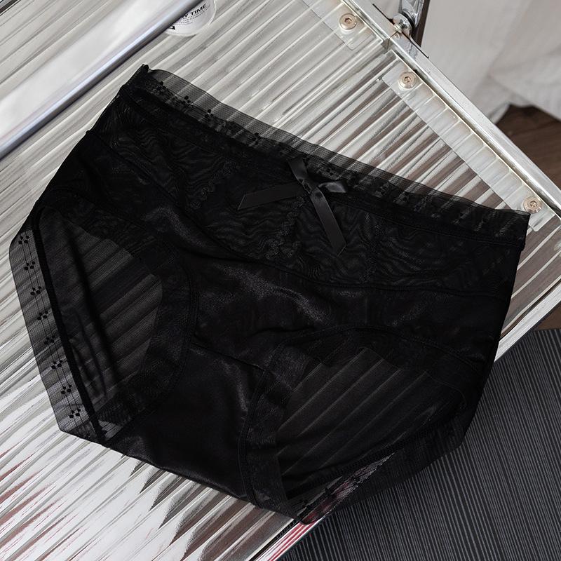 Ladies Spring and Summer Thin Sexy Lace Hollow Mesh Gauze Bag Hip Breathable Waist Triangle Briefs