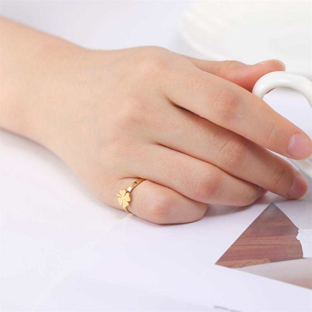 Cazador Minimalistischer Goldener Glücksbringer Kleeblatt Ringe Für Damen Edelstahl Schmuck Fingerring Neues Hochzeitsfeier Geschenk