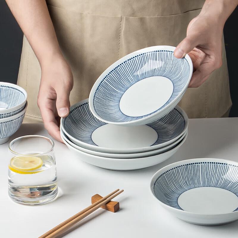Huaqingge Hyacinth Blue Underglaze Ceramic Deep Plates, 8-Inch (Set of 2)