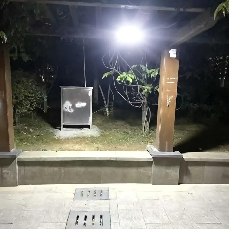 Powerful Solar Lights Outdoor Motion Sensor 3 Modes Light 72 LEDs Solar Lamp For Street, Remote Control Yard Light