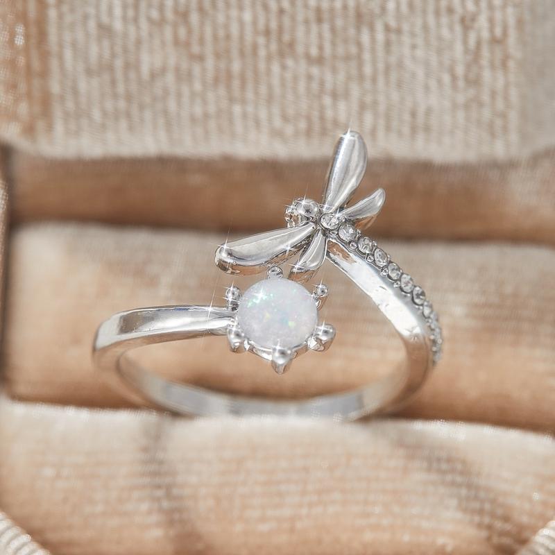 Bohemian Charm Female White Fire Opal Round Stone Dragonfly Open Ring  Color Cute Gift Wedding Jewelry Rings For Women