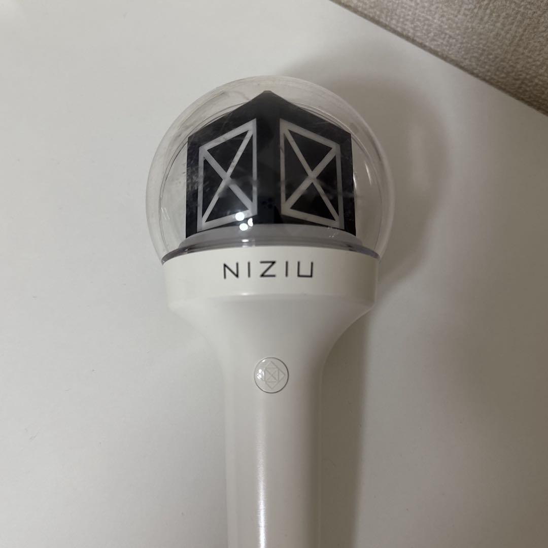 

[USED] NiziU penlight