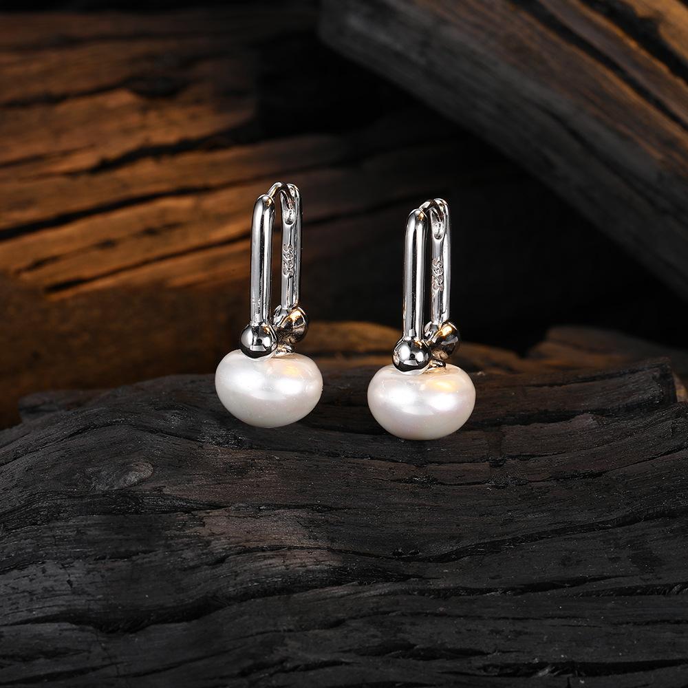 Pearl Ear Buckle Women'S Personality Retro Bead Earrings Design Sense Earrings