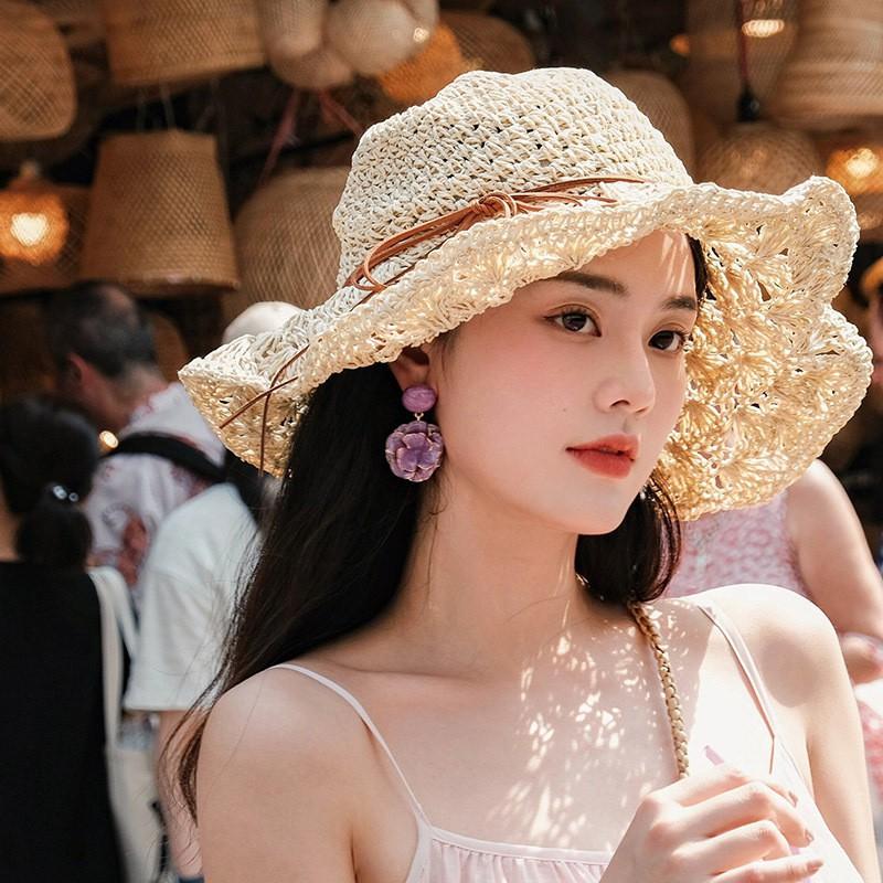 Womens Wide Brim Straw Hat With Lace Trim Ties Breathable Sun Beach Travel