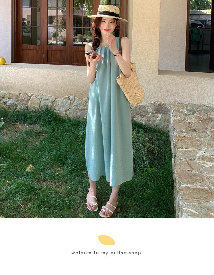 Minimalistisches ärmelloses Strandkleid - Locker, einfarbig, langer Rock für den Sommer