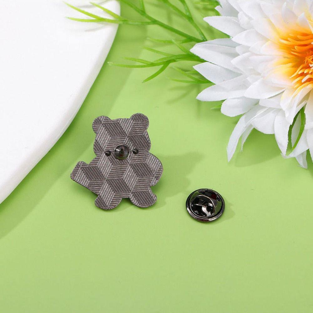 Zinc Zinc Zinc Alloy Panda Athlete Enamel Pins Trinket Giant Panda Shape Badge Hat Badge