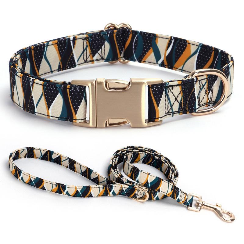 Floral Print Dog Collar and Leash Set Adjustable Soft Nylon Pet Collar with Metal Buckle Dog Lead for Daily Walking Training