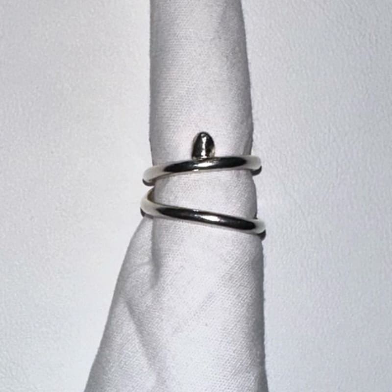 BRILLPIECE Twin trace nail ring