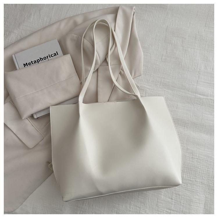 Bag Large Capacity Women's 2025 Spring Popular New Trendy Fashion Versatile Portable Messenger Bag Casual Tote Big Bag