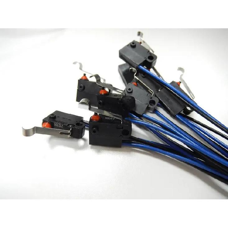 1pc G303-130F05C7MR Waterproof Micro Switch Car Door Lock Switch