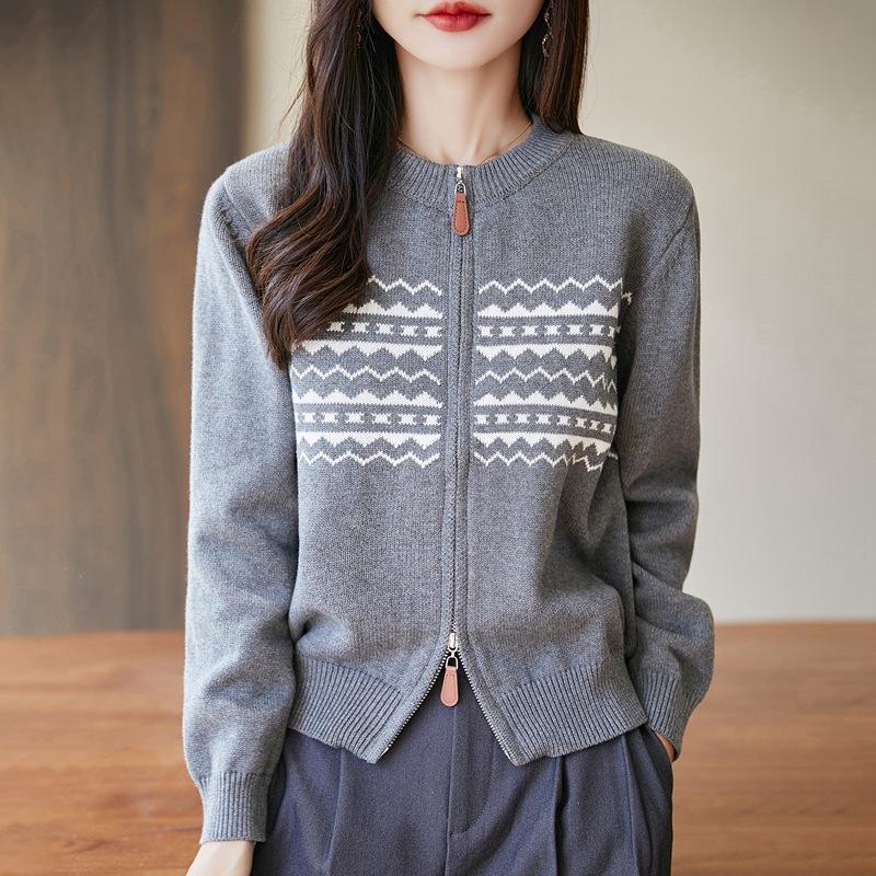 New Autumn and Winter Round-neck Knitted Cardigan with Double Zippers, Long-sleeved Jacquard Design for Women, Spring Coat