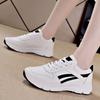 Kleine weiße Schuhe Damen Frühling und Herbst neue vielseitige Sportschuhe Student lässig Leder leichtes Board Schuhe