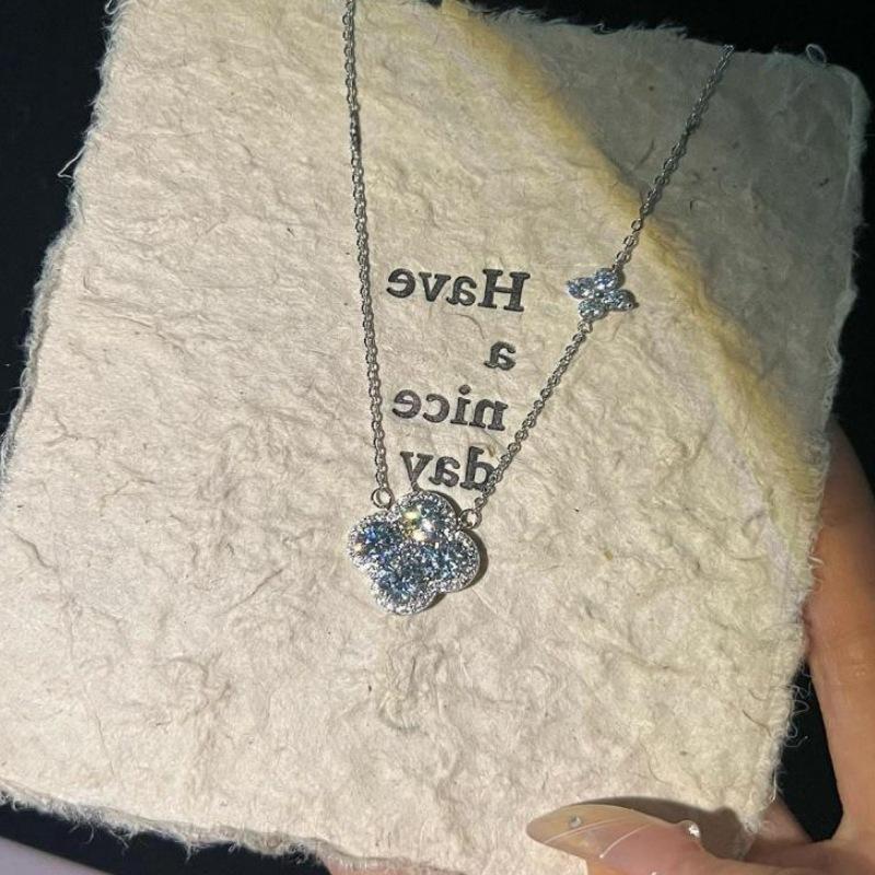 Light Luxury, Exquisite, High-end Feeling, Four Leaf Clover Necklace, Versatile, Niche Design, Girlfriend Accessories, Gifts