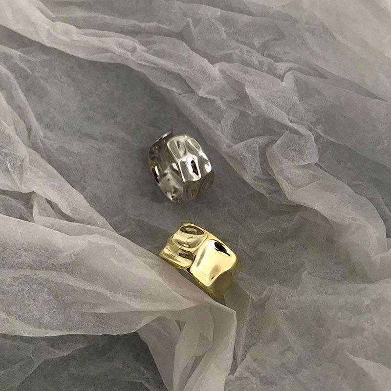 Bague Femme Rétro Vent Ins Irrégulière Surface Concave Convexe Bague Ouverte Mode Personnalité Texture Industrie Lourde Bagues Bague de Doigt Bijoux de Fête