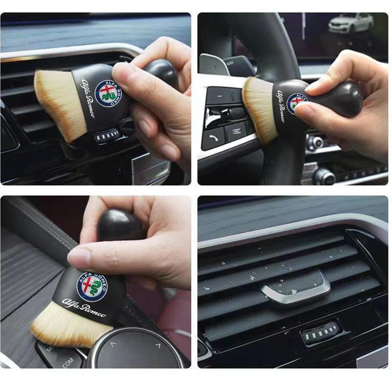 Car Cleaning Brush Multifunctional Dust Removal Brush Tools For Alfa Romeo giulia stelvio giulietta 159 147 156 166 Accessories